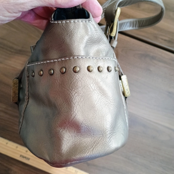 Worthington Metallic Silver Shoulder Bag - Picture 5 of 11